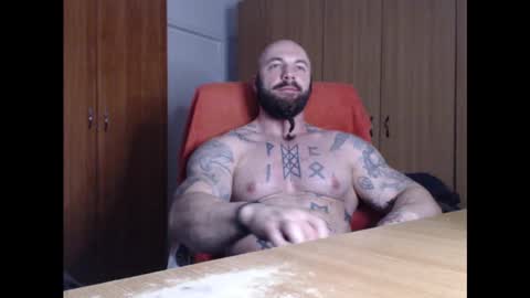 Snapshot of strongivan chatting on March 12, 2025, 5:24 am StrongIvan online show from March 12, 2025, 5:24 am