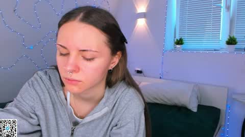 Olivia online show from May 30, 2026, 1:14 am