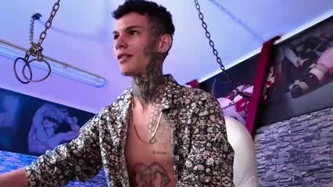 stuart_boy_ online show from September 25, 2025, 4:16 am