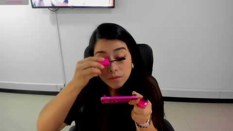 studcb_ online show from November 28, 2025, 1:25 pm