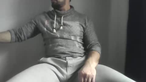 Ero online show from January 8, 2026, 9:33 am