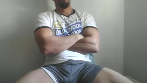 Snapshot of studdotcom chatting on May 1, 2026, 9:03 am Ero online show from May 1, 2026, 9:03 am