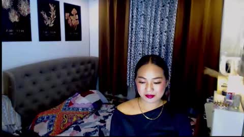 Snapshot of studqueendomi chatting on April 19, 2026, 3:55 pm studqueendomi online show from April 19, 2026, 3:55 pm