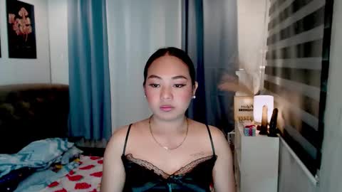 Snapshot of studqueendomi chatting on May 14, 2026, 5:42 pm studqueendomi online show from May 14, 2026, 5:42 pm