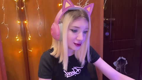 Snapshot of stuffy_ri chatting on December 28, 2024, 10:13 pm stuffy_ri online show from December 28, 2024, 10:13 pm