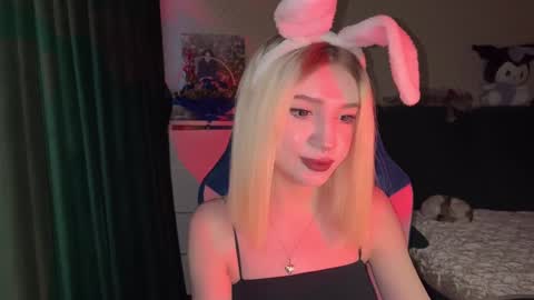 Snapshot of stuffy_ri chatting on January 7, 2025, 12:20 pm stuffy_ri online show from January 7, 2025, 12:20 pm