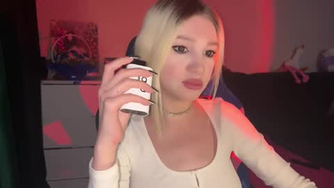 Snapshot of stuffy_ri chatting on January 11, 2025, 5:40 pm stuffy_ri online show from January 11, 2025, 5:40 pm