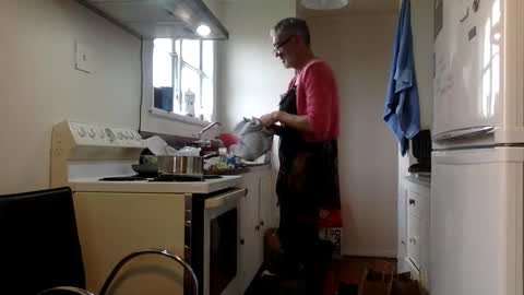 stugo1964 online show from September 28, 2025, 1:22 am