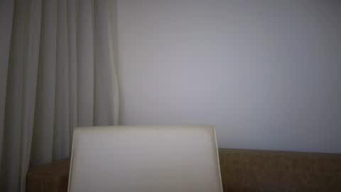 Snapshot of stuirt chatting on July 14, 2026, 10:48 pm Sofa online show from July 14, 2026, 10:48 pm