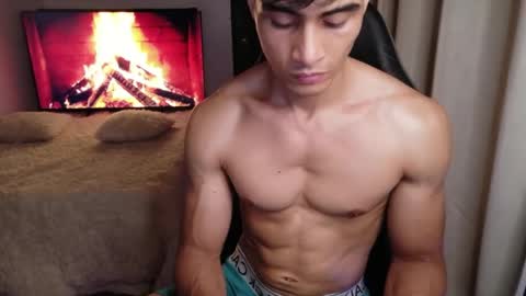 Snapshot of stylishman01 chatting on May 6, 2026, 9:20 pm stylish man online show from May 6, 2026, 9:20 pm