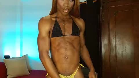 Snapshot of suannyklatten_ chatting on December 16, 2025, 3:50 pm Suanny Klatten It is my account independent online show from December 16, 2025, 3:50 pm