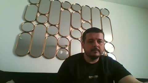 Snapshot of sub3100 chatting on April 7, 2026, 9:21 am 420Fun online show from April 7, 2026, 9:21 am