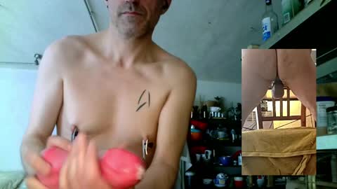Snapshot of sub4black chatting on April 3, 2026, 1:31 pm Sub2ChocoLad online show from April 3, 2026, 1:31 pm
