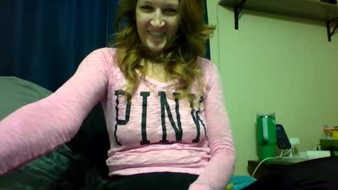 Snapshot of sub4you69brat chatting on November 4, 2025, 9:47 pm sub4you69brat online show from November 4, 2025, 9:47 pm