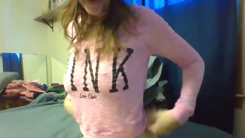 Snapshot of sub4you69brat chatting on December 15, 2025, 6:01 pm sub4you69brat online show from December 15, 2025, 6:01 pm