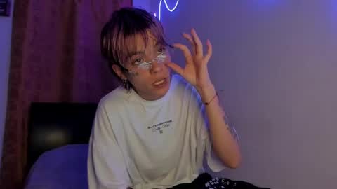 nico online show from April 8, 2026, 10:43 pm