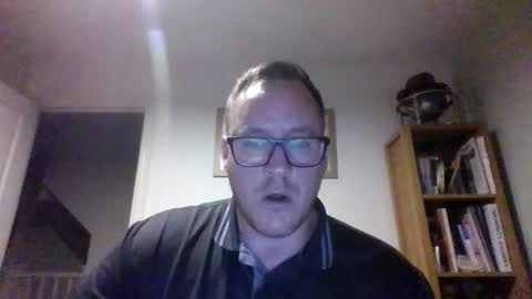 Snapshot of subpig84 chatting on May 7, 2026, 10:26 pm Sub Male online show from May 7, 2026, 10:26 pm