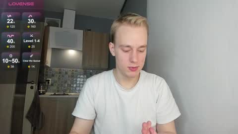 Snapshot of successful_kevin chatting on October 28, 2025, 4:09 pm Kevin online show from October 28, 2025, 4:09 pm