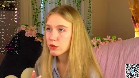 Snapshot of succubelle chatting on December 5, 2025, 6:33 am Eda online show from December 5, 2025, 6:33 am