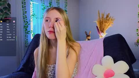 Snapshot of succubelle chatting on December 16, 2025, 7:13 am Eda online show from December 16, 2025, 7:13 am