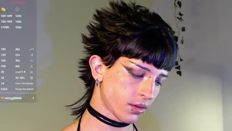 Angel  online show from October 26, 2025, 5:24 am