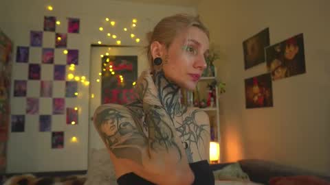 Snapshot of succubus_66 chatting on February 11, 2025, 10:37 am succubus_66 online show from February 11, 2025, 10:37 am