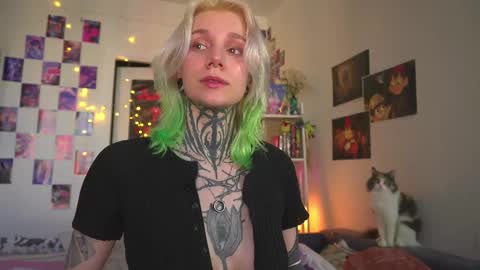 Snapshot of succubus_66 chatting on March 9, 2025, 11:25 am succubus_66 online show from March 9, 2025, 11:25 am