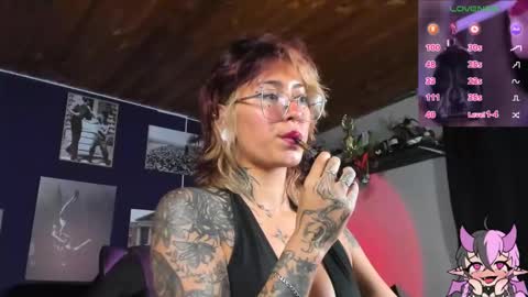 Alexy online show from March 7, 2025, 6:33 pm