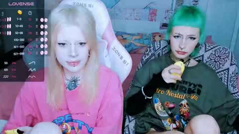 succubus_leslie online show from March 12, 2026, 7:20 pm