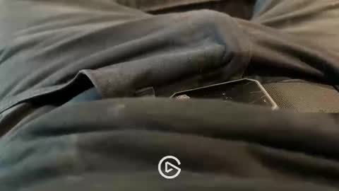 Snapshot of suck_me34 chatting on October 19, 2025, 9:37 pm suck_me34 online show from October 19, 2025, 9:37 pm