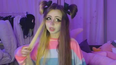 Sue online show from April 12, 2026, 8:25 pm