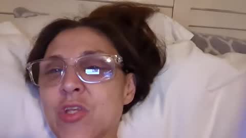 suga2023 online show from December 20, 2025, 9:27 am