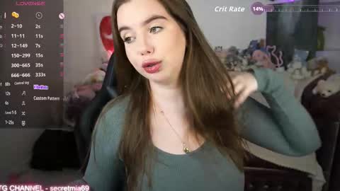 Mia online show from September 11, 2025, 8:31 pm