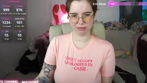 Mia online show from December 3, 2025, 9:46 pm