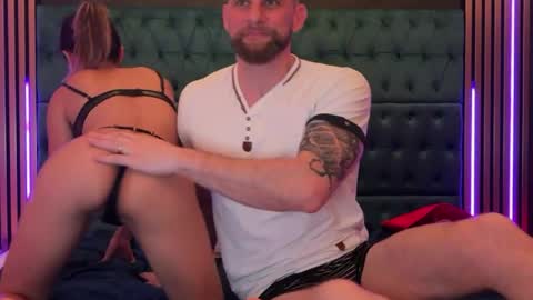 SugarAndManu online show from April 9, 2026, 7:19 pm