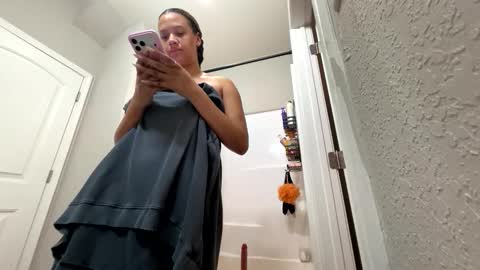 sugarbossbaby02 online show from February 27, 2026, 2:39 pm