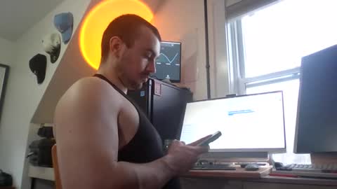 Snapshot of sugargay222 chatting on April 16, 2026, 9:39 pm Sugar online show from April 16, 2026, 9:39 pm