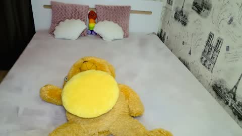 sugarkissx online show from April 10, 2026, 6:56 pm