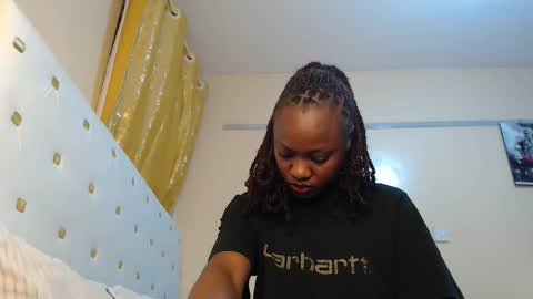 sugar online show from December 14, 2025, 8:02 pm