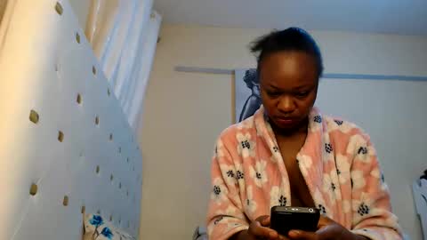 Snapshot of sugarlips_05 chatting on May 23, 2026, 9:02 am sugar online show from May 23, 2026, 9:02 am