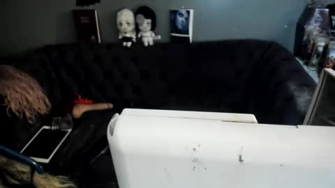 Sugary online show from April 11, 2026, 7:02 am