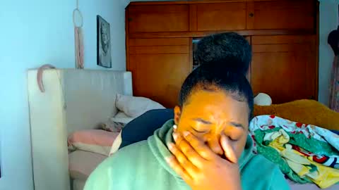 Snapshot of suggarbaby1 chatting on October 9, 2025, 3:48 am Cami Back in 2 hours online show from October 9, 2025, 3:48 am