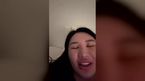 Snapshot of sukisin chatting on January 11, 2026, 7:24 am Suki Sin online show from January 11, 2026, 7:24 am