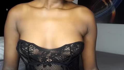 Snapshot of sultryaura chatting on November 2, 2025, 4:31 pm maskedtemptress online show from November 2, 2025, 4:31 pm