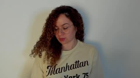 Snapshot of sultrysecrets_ chatting on May 20, 2026, 6:47 pm Ann online show from May 20, 2026, 6:47 pm