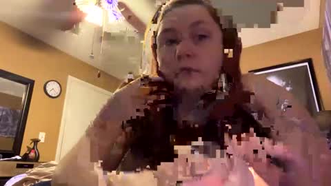 Snapshot of sum645700 chatting on November 13, 2025, 1:26 am sum - maybe online show from November 13, 2025, 1:26 am