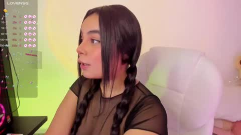 Snapshot of sumersunsett chatting on February 23, 2025, 12:41 am sumersunsett online show from February 23, 2025, 12:41 am