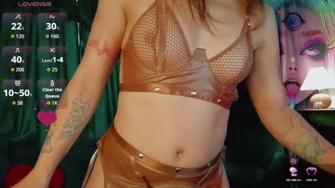 Snapshot of summer__xo chatting on April 17, 2026, 10:13 pm Summer online show from April 17, 2026, 10:13 pm