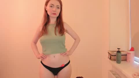 Snapshot of summer_preston chatting on March 26, 2026, 12:44 pm Summer Preston online show from March 26, 2026, 12:44 pm