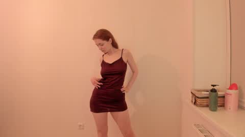 Snapshot of summer_preston chatting on April 1, 2026, 9:01 pm Summer Preston online show from April 1, 2026, 9:01 pm